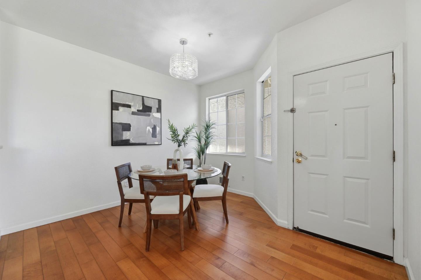 250 Santa Fe Terrace 320
