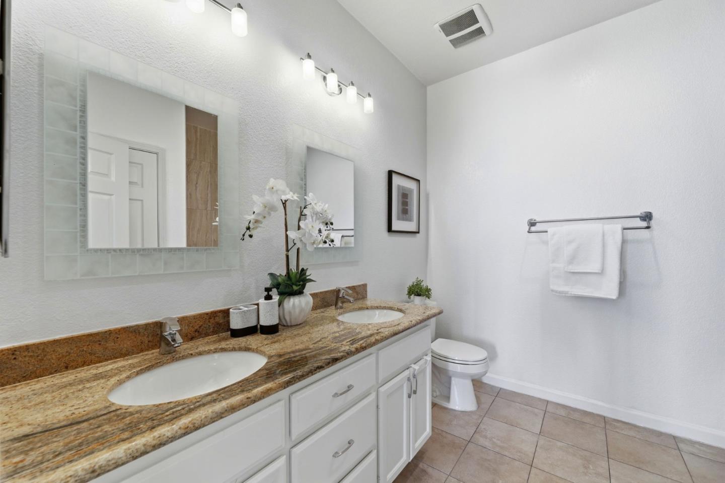 250 Santa Fe Terrace 320