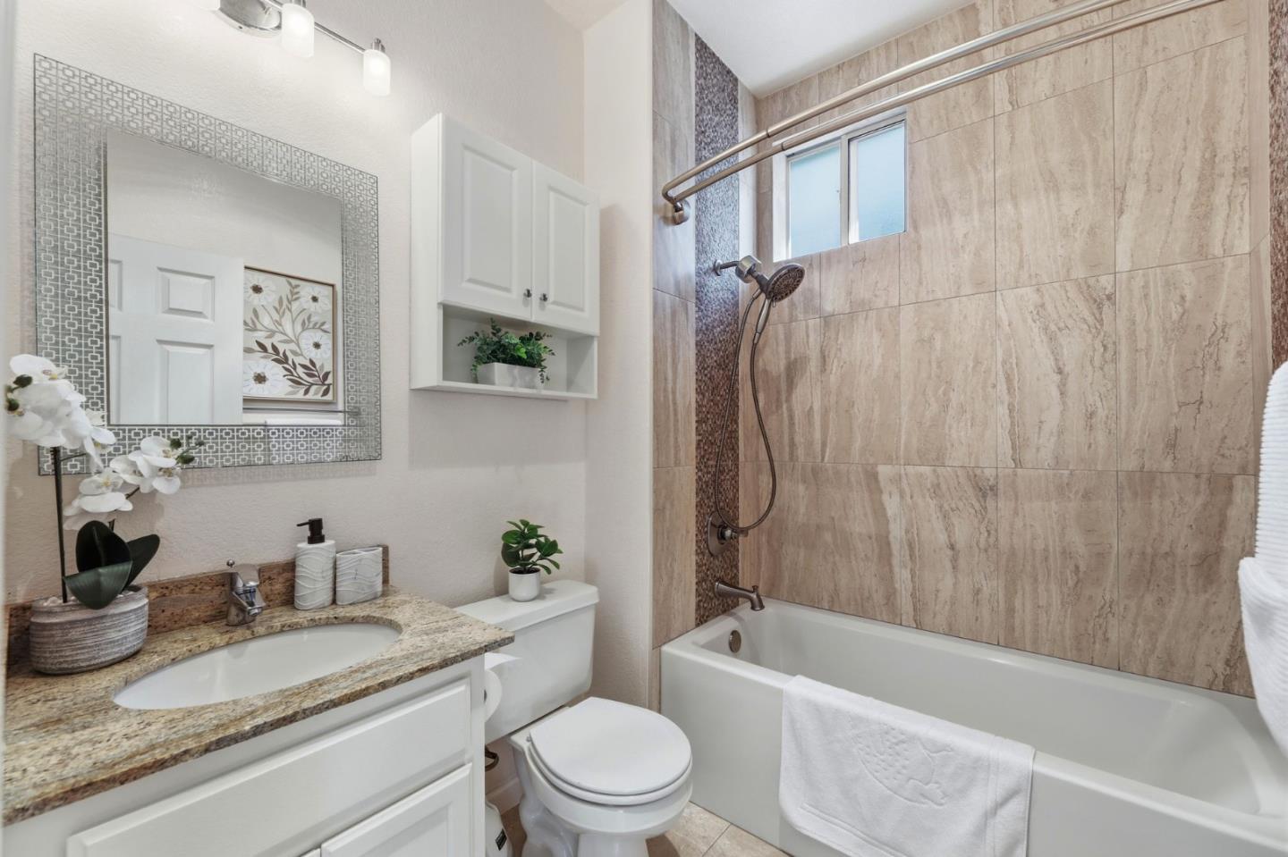250 Santa Fe Terrace 320
