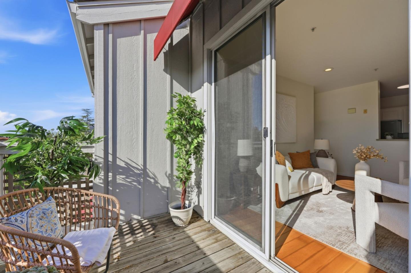 250 Santa Fe Terrace 320