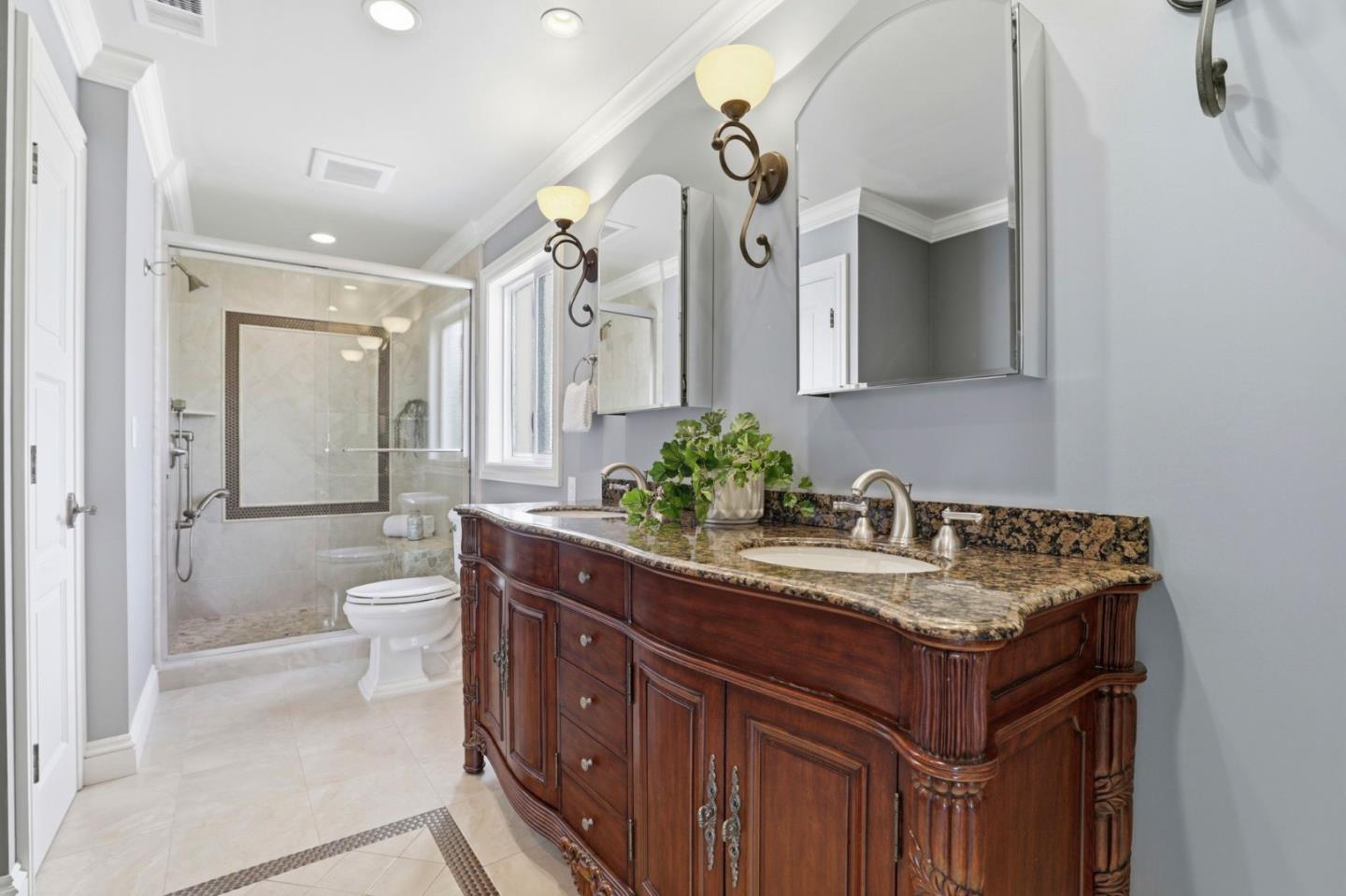 2777 Glorietta Circle