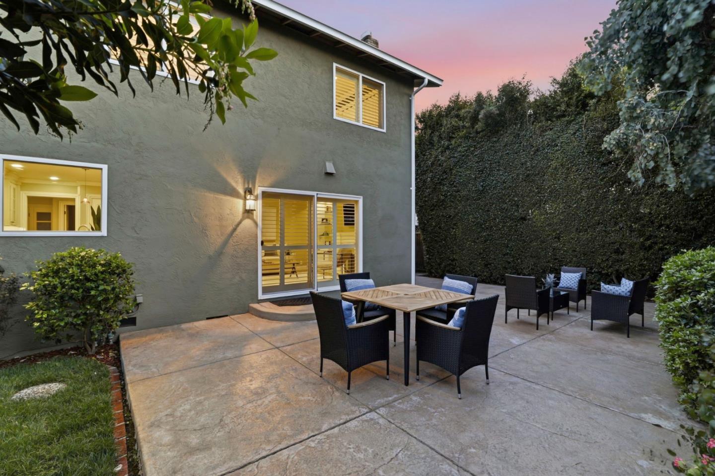 2777 Glorietta Circle