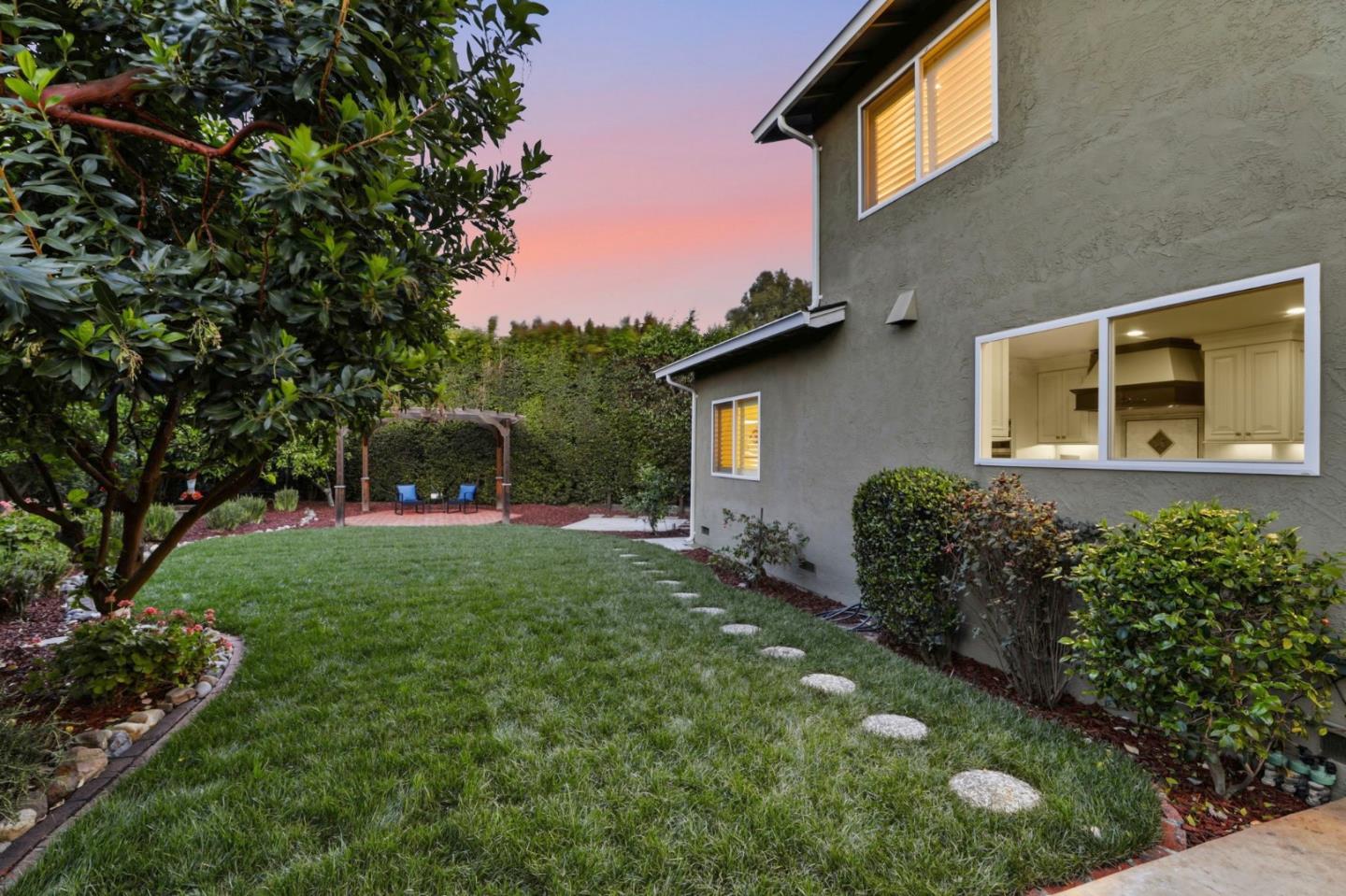 2777 Glorietta Circle