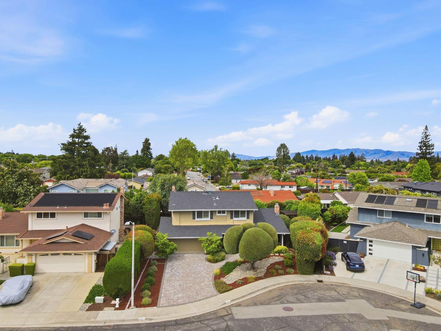 2777 Glorietta Circle