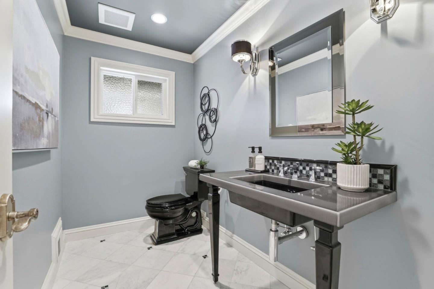 2777 Glorietta Circle