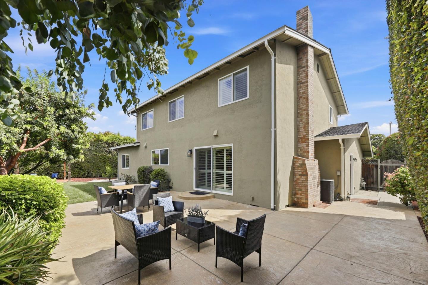 2777 Glorietta Circle