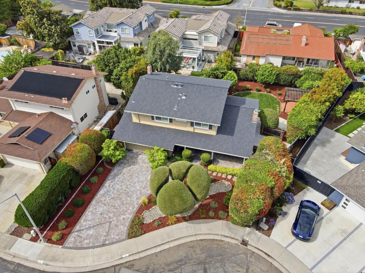 2777 Glorietta Circle