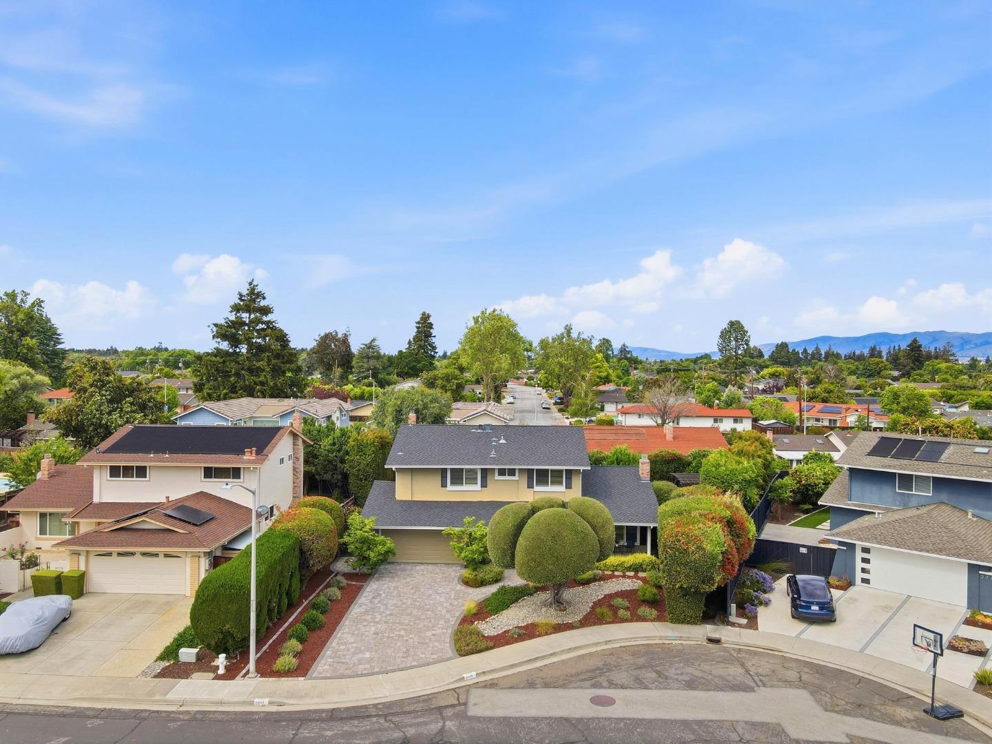 2777 Glorietta Circle