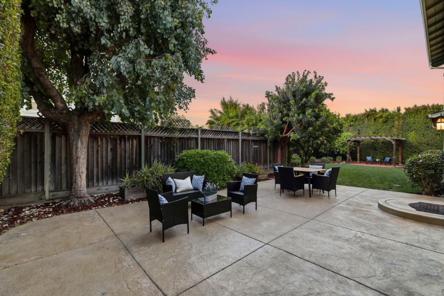 2777 Glorietta Circle