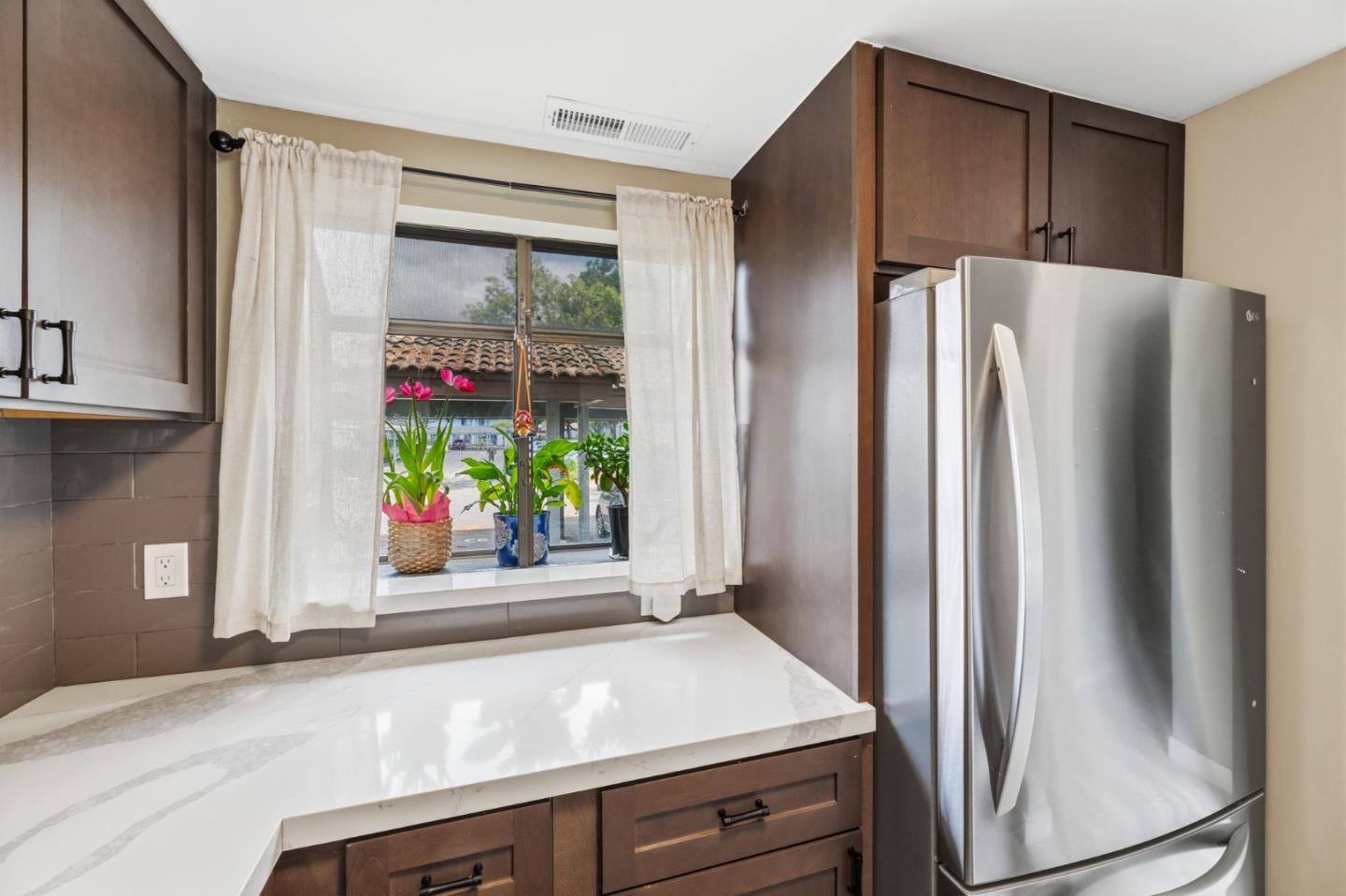 6136 Joaquin Murieta Avenue A