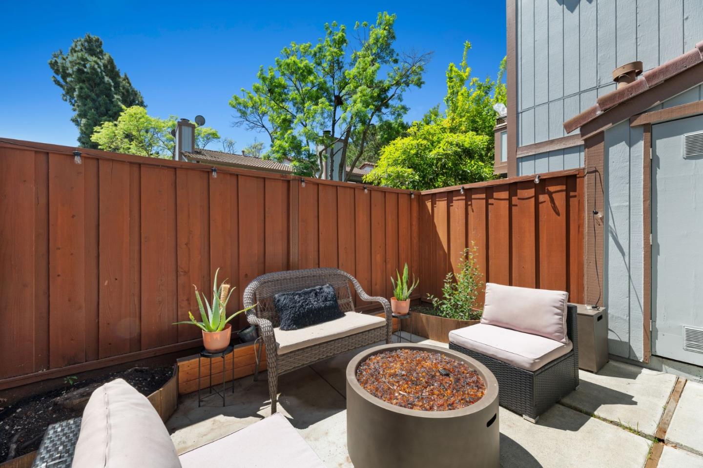 6136 Joaquin Murieta Avenue A