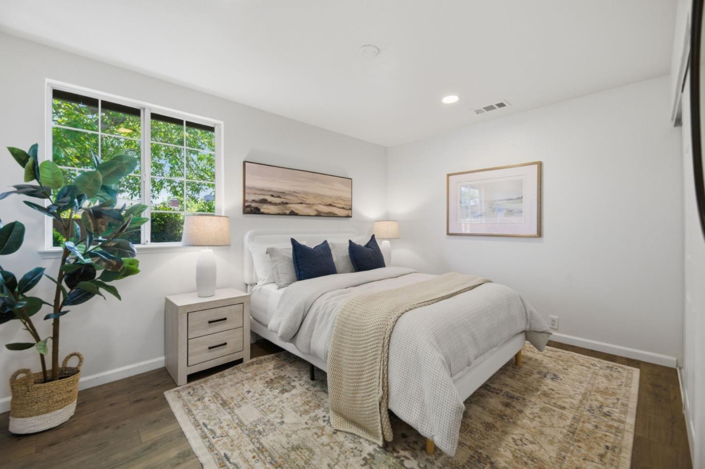 3374 San Marino Avenue