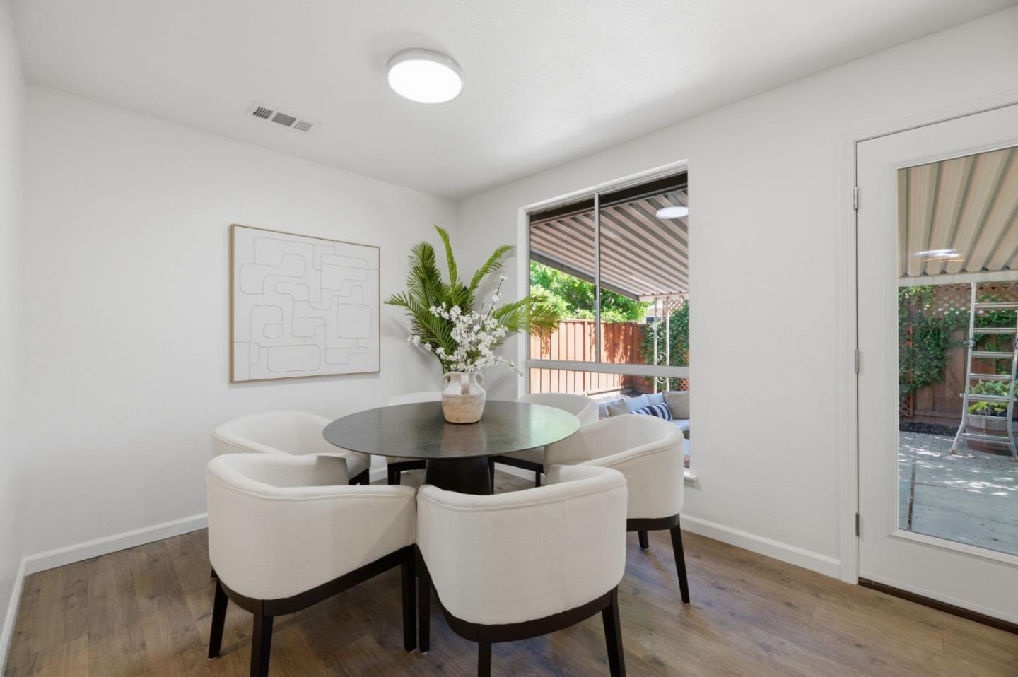 3374 San Marino Avenue