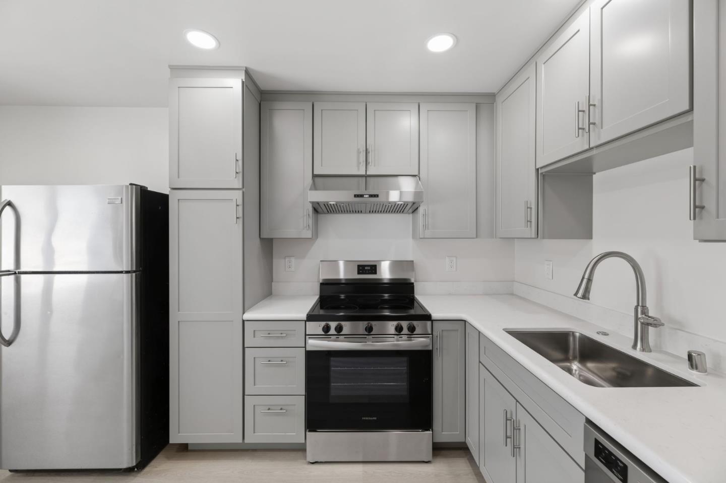 2790-2792 Union Avenue