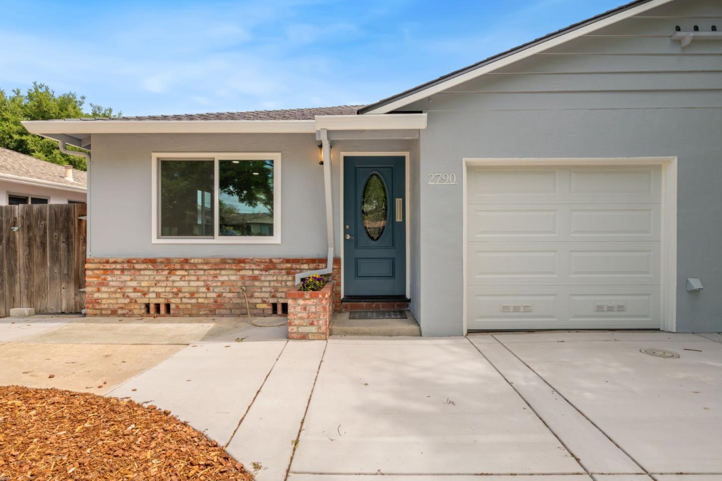 2790-2792 Union Avenue