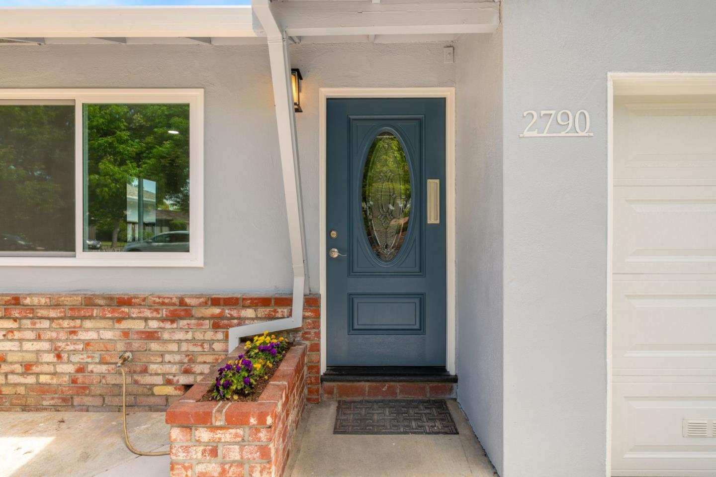 2790-2792 Union Avenue