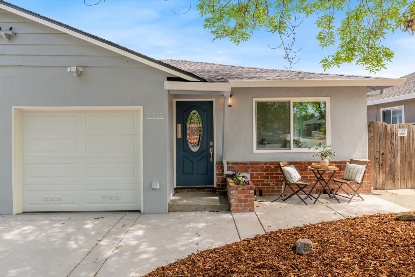 2790-2792 Union Avenue