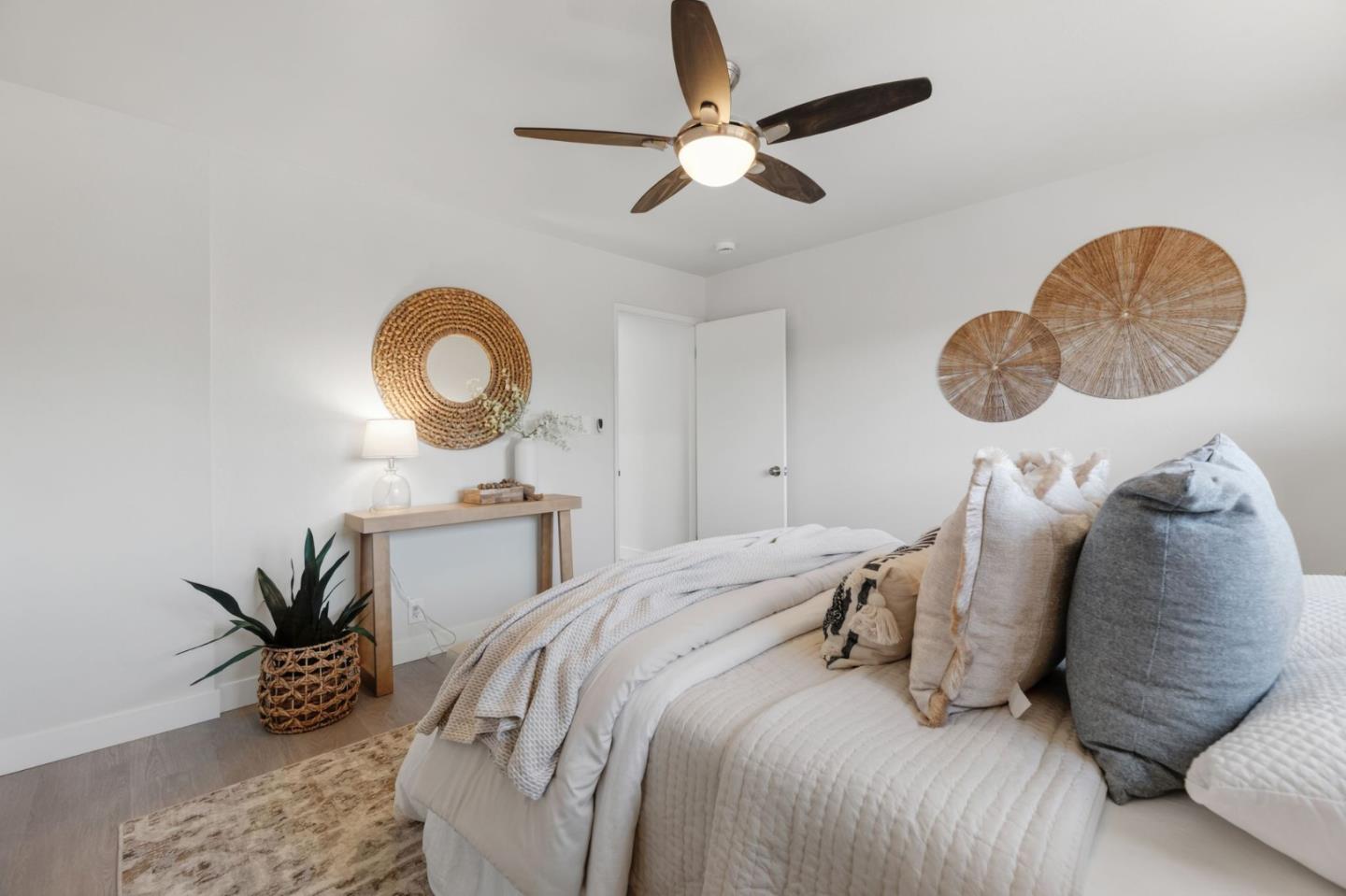 2790-2792 Union Avenue