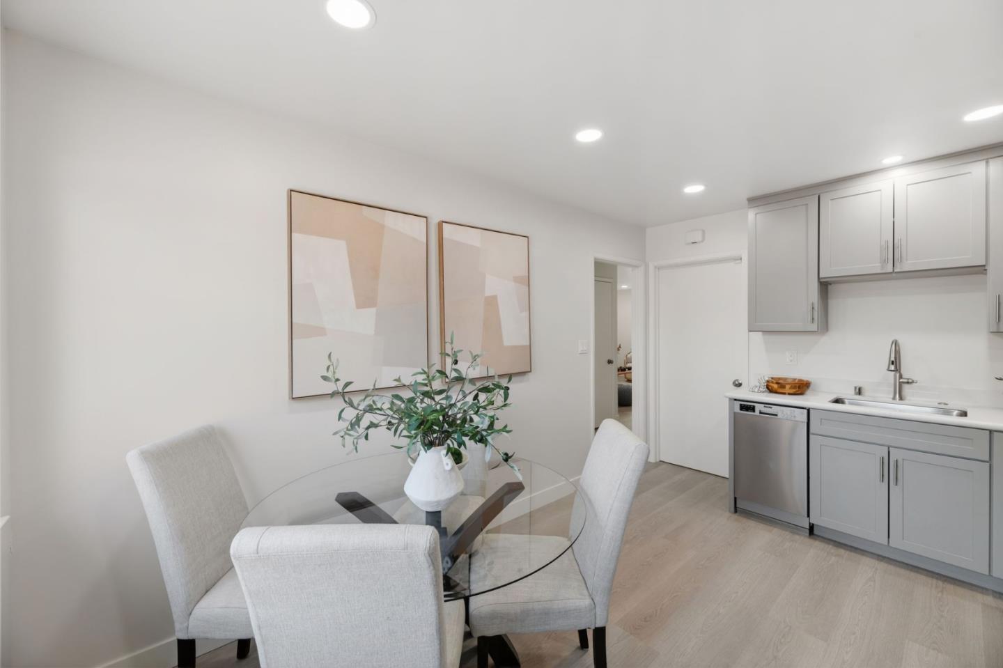 2790-2792 Union Avenue