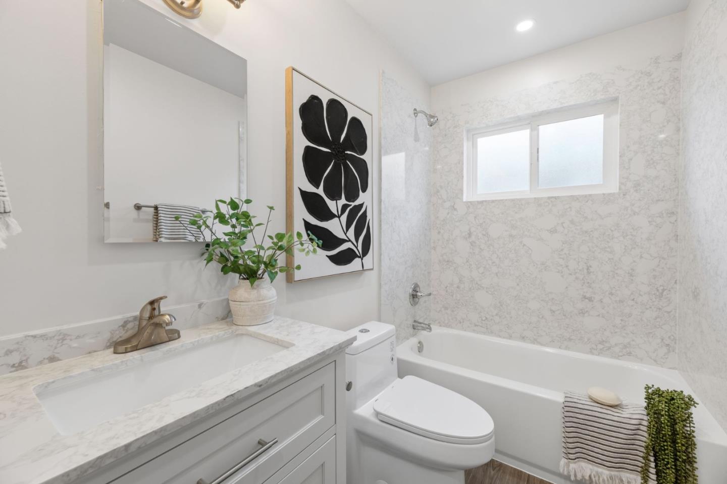 2790-2792 Union Avenue