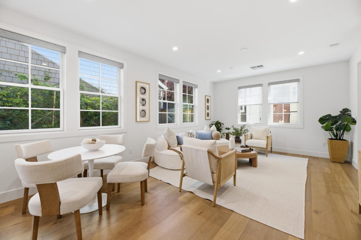 18867 Montalvo Oaks Circle