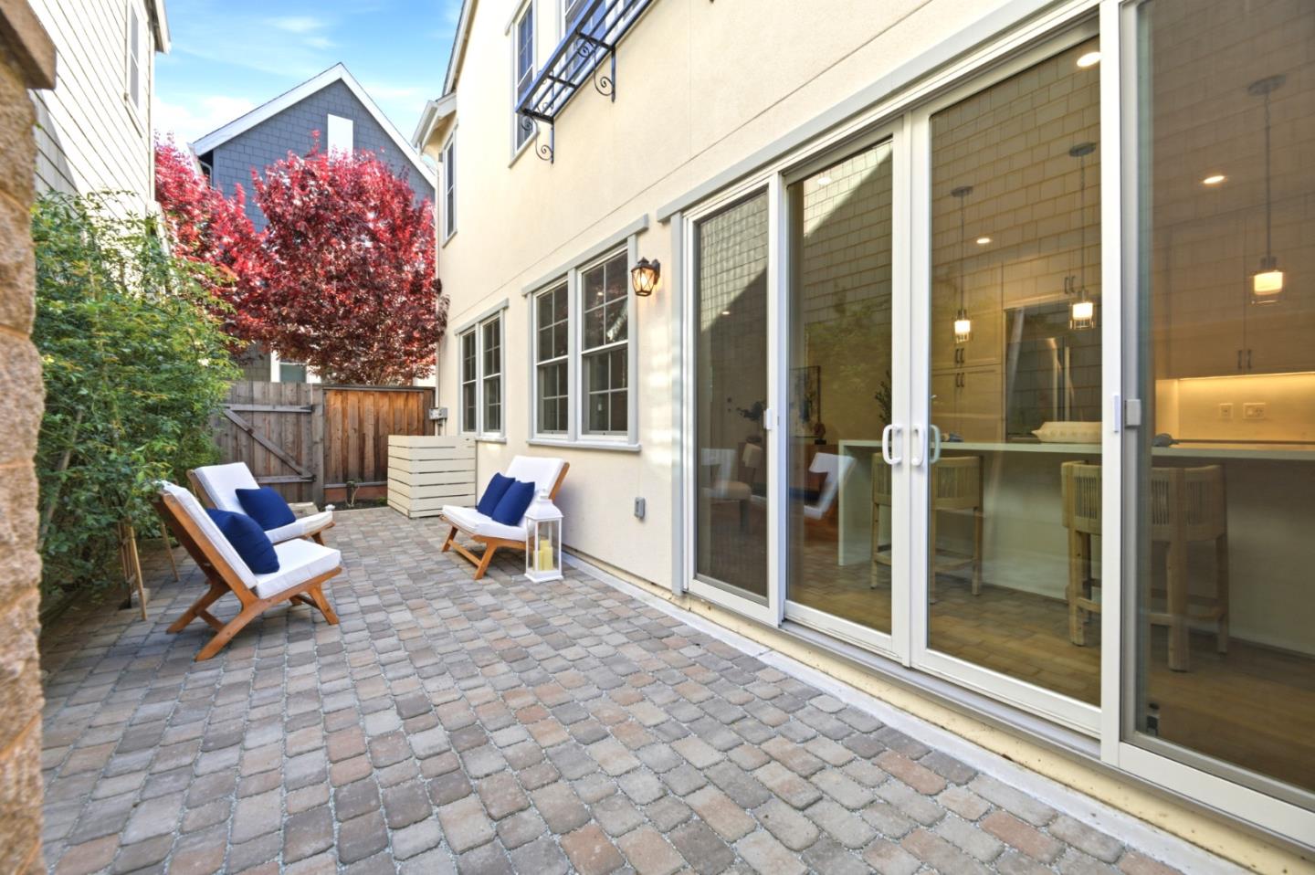 18867 Montalvo Oaks Circle