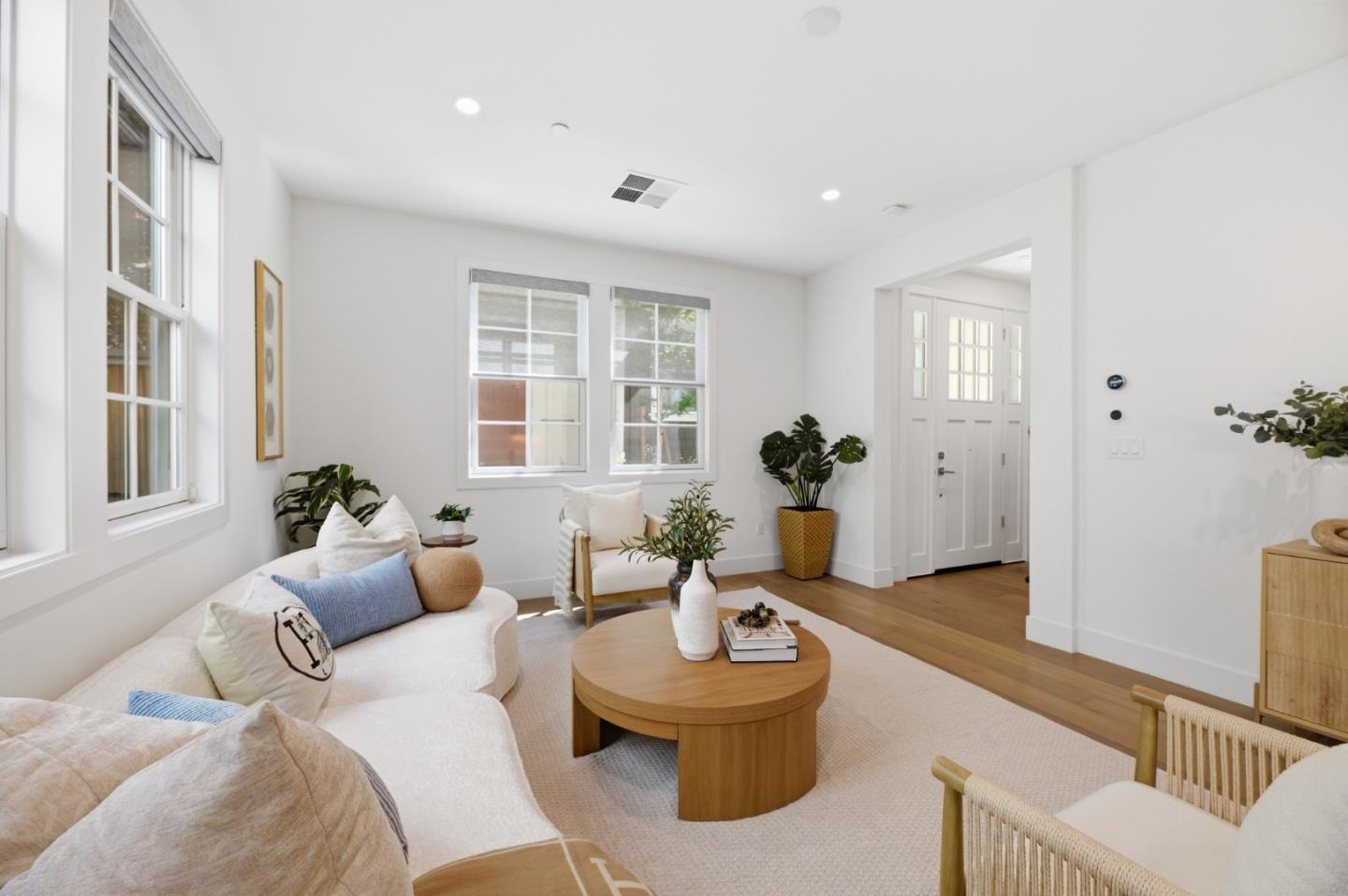 18867 Montalvo Oaks Circle