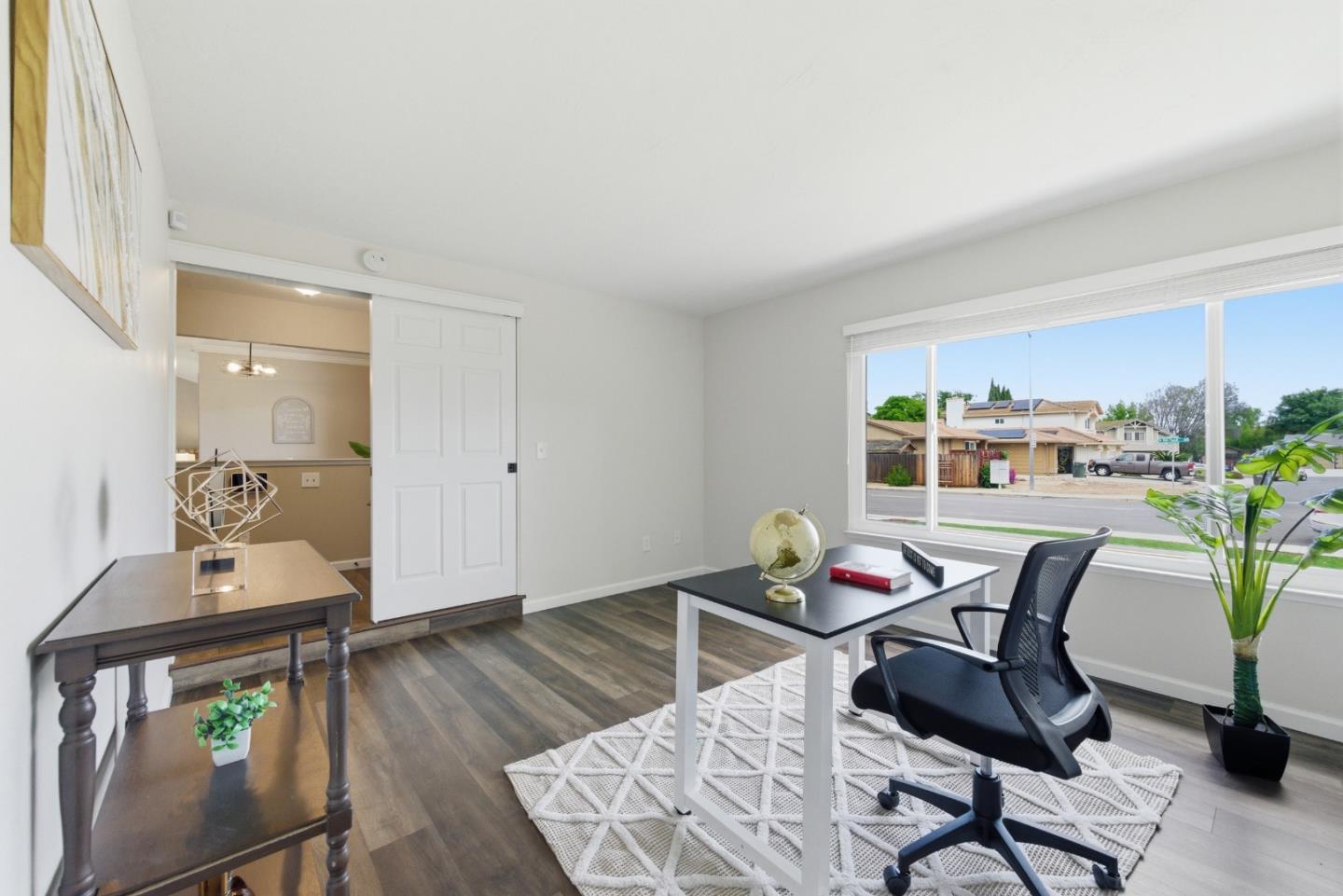 4541 Oak Forest Avenue