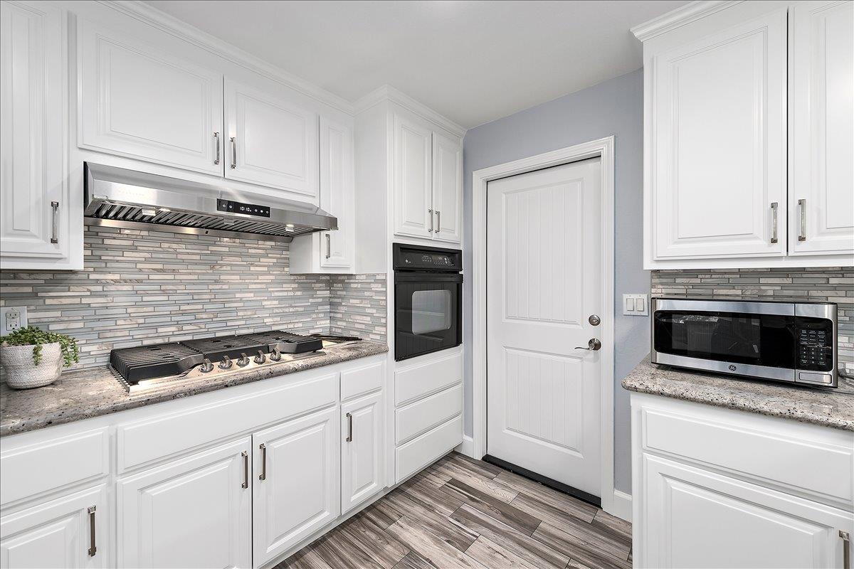 3339 Mira Vista Court