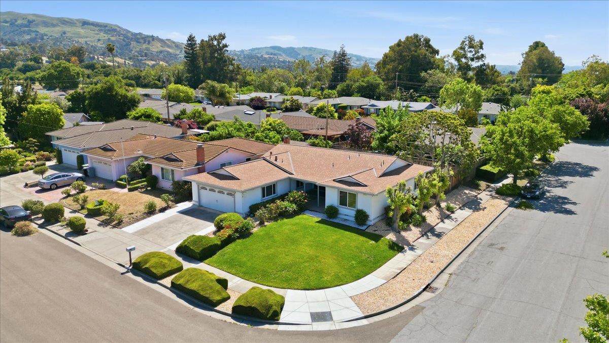 3339 Mira Vista Court