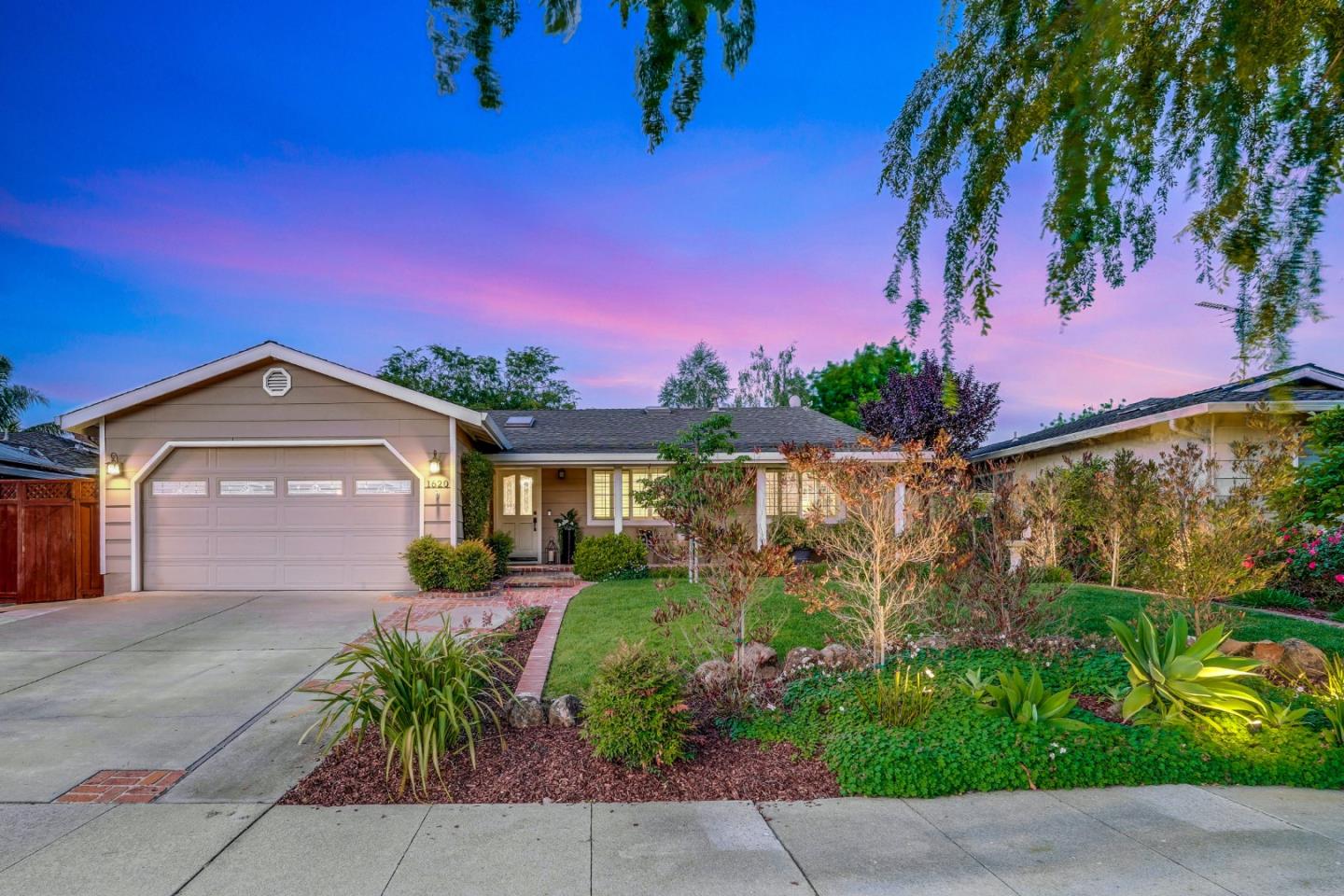 1620 Elwood Drive