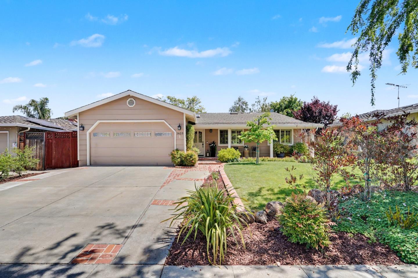 1620 Elwood Drive