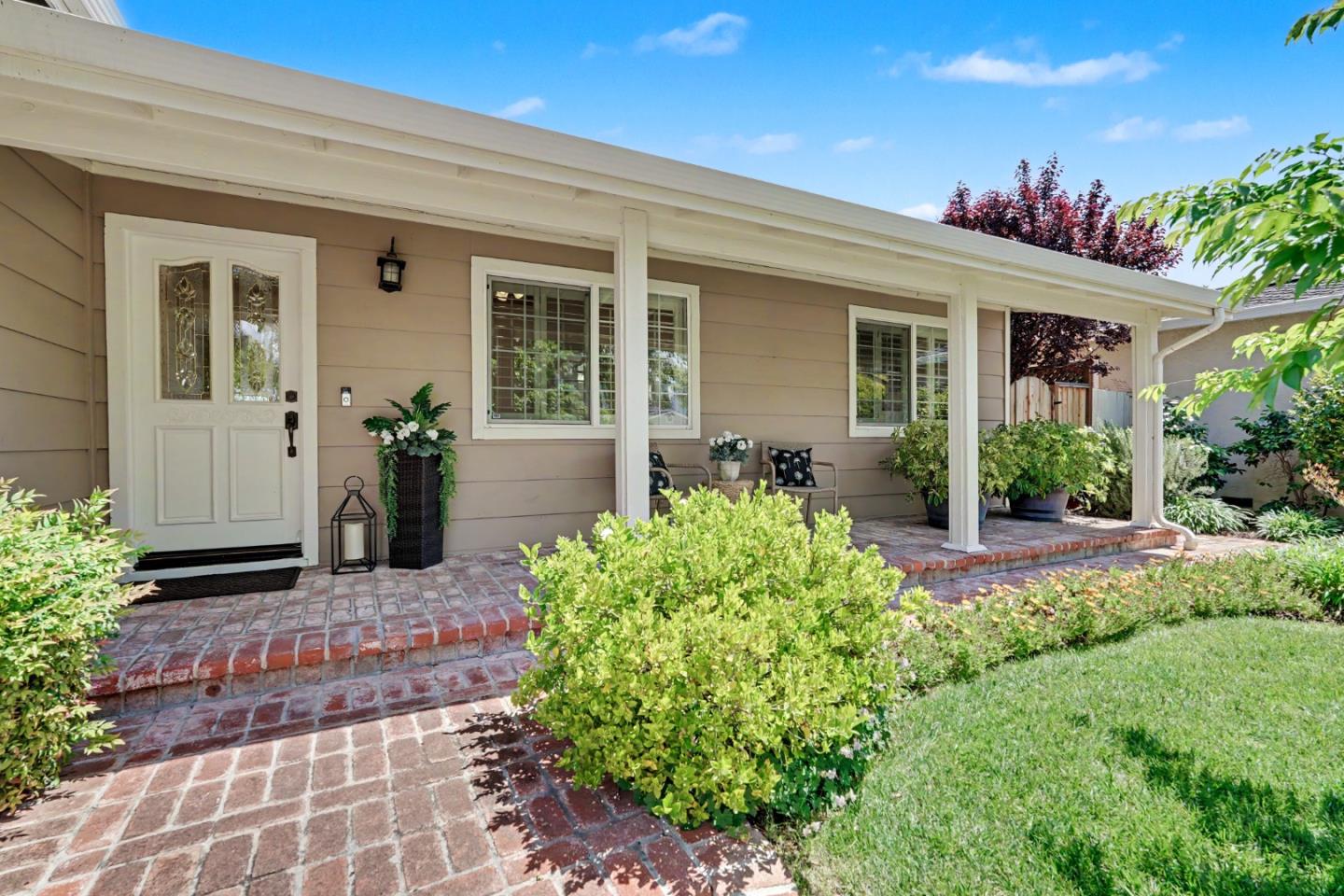 1620 Elwood Drive