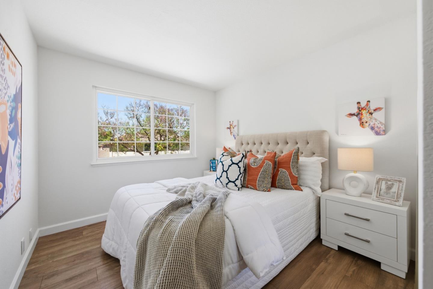 2281 Samaritan Drive 4