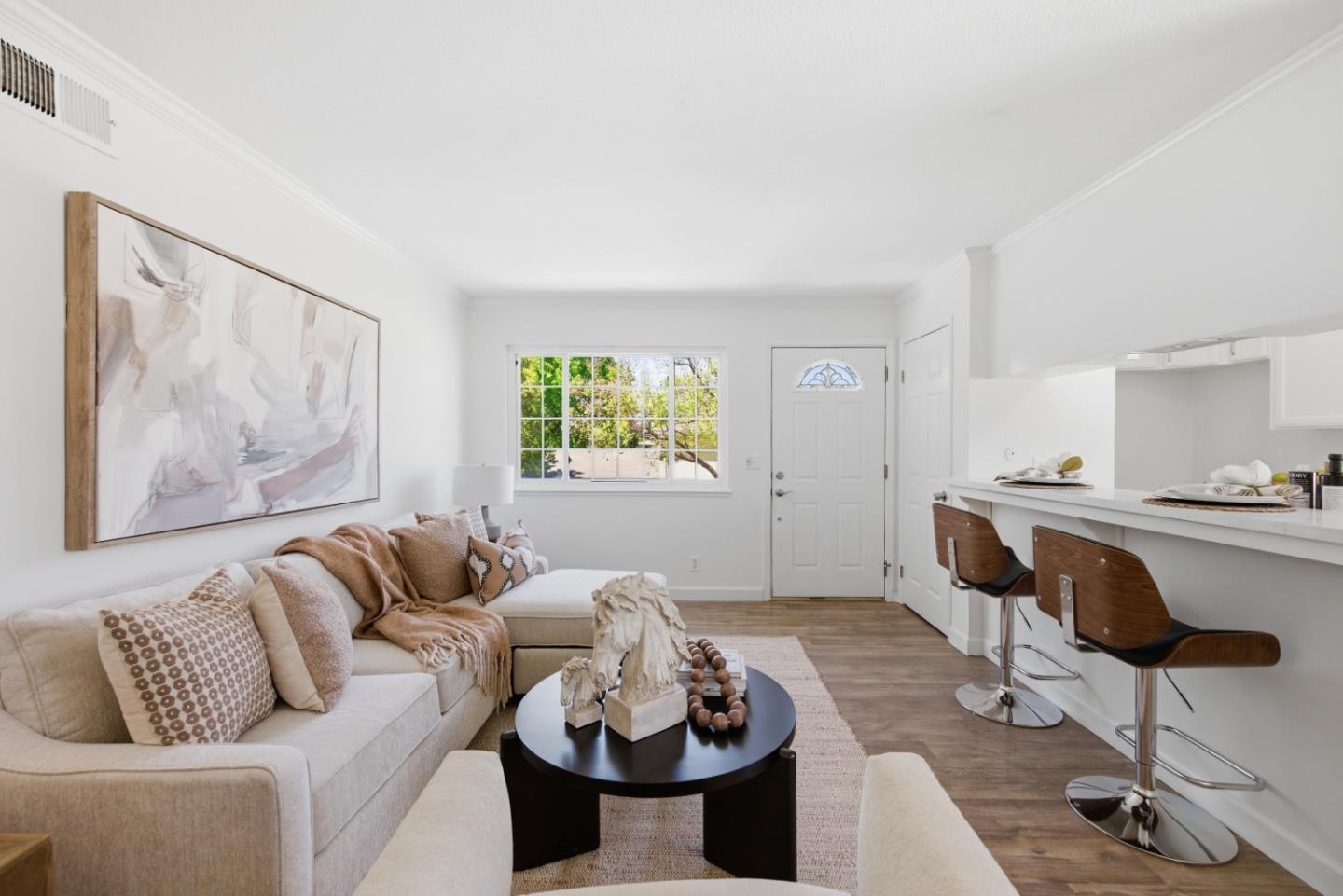 2281 Samaritan Drive 4