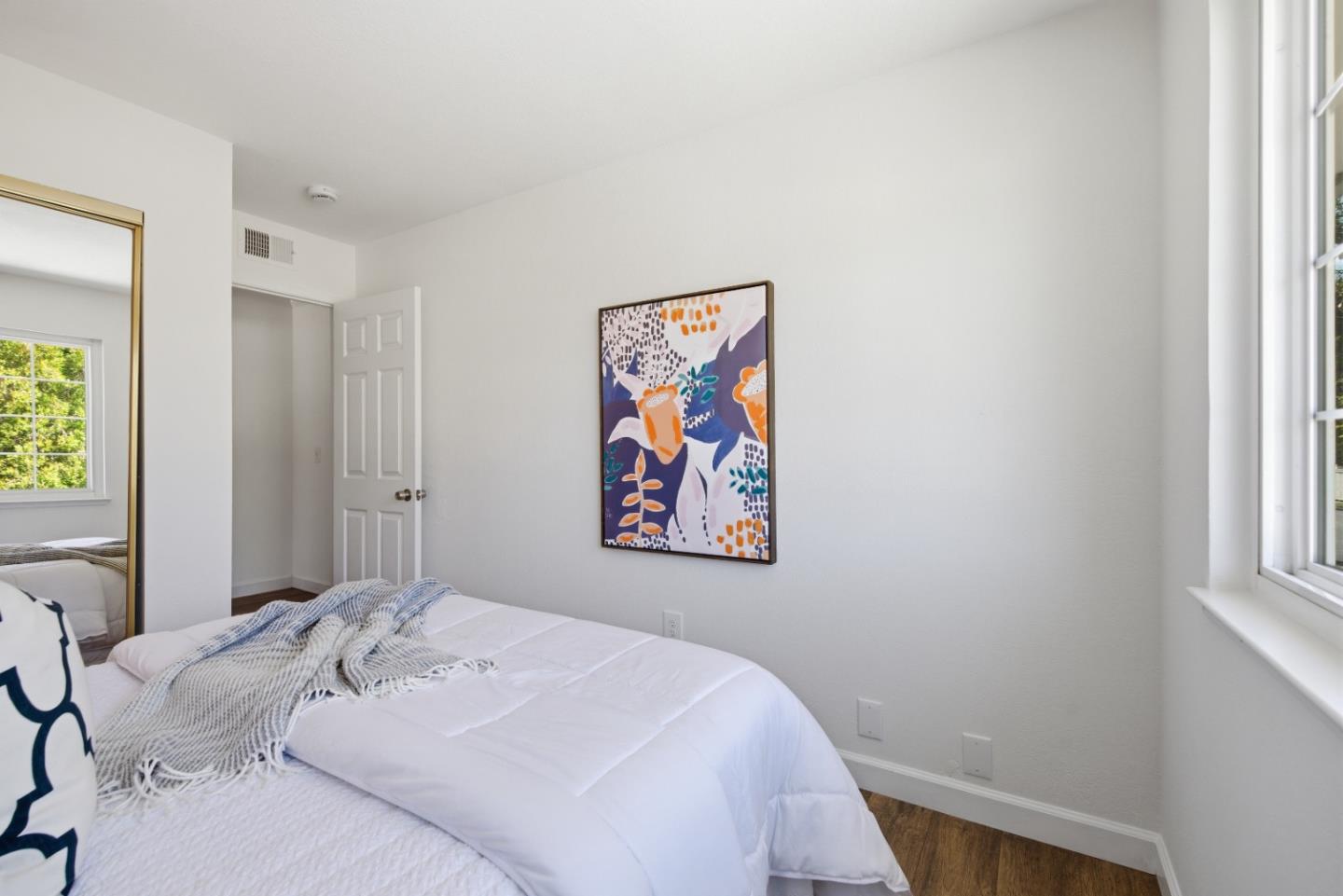 2281 Samaritan Drive 4