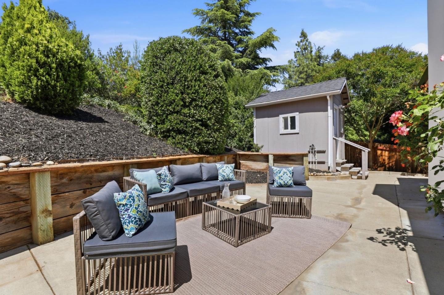 1035 Appian Way