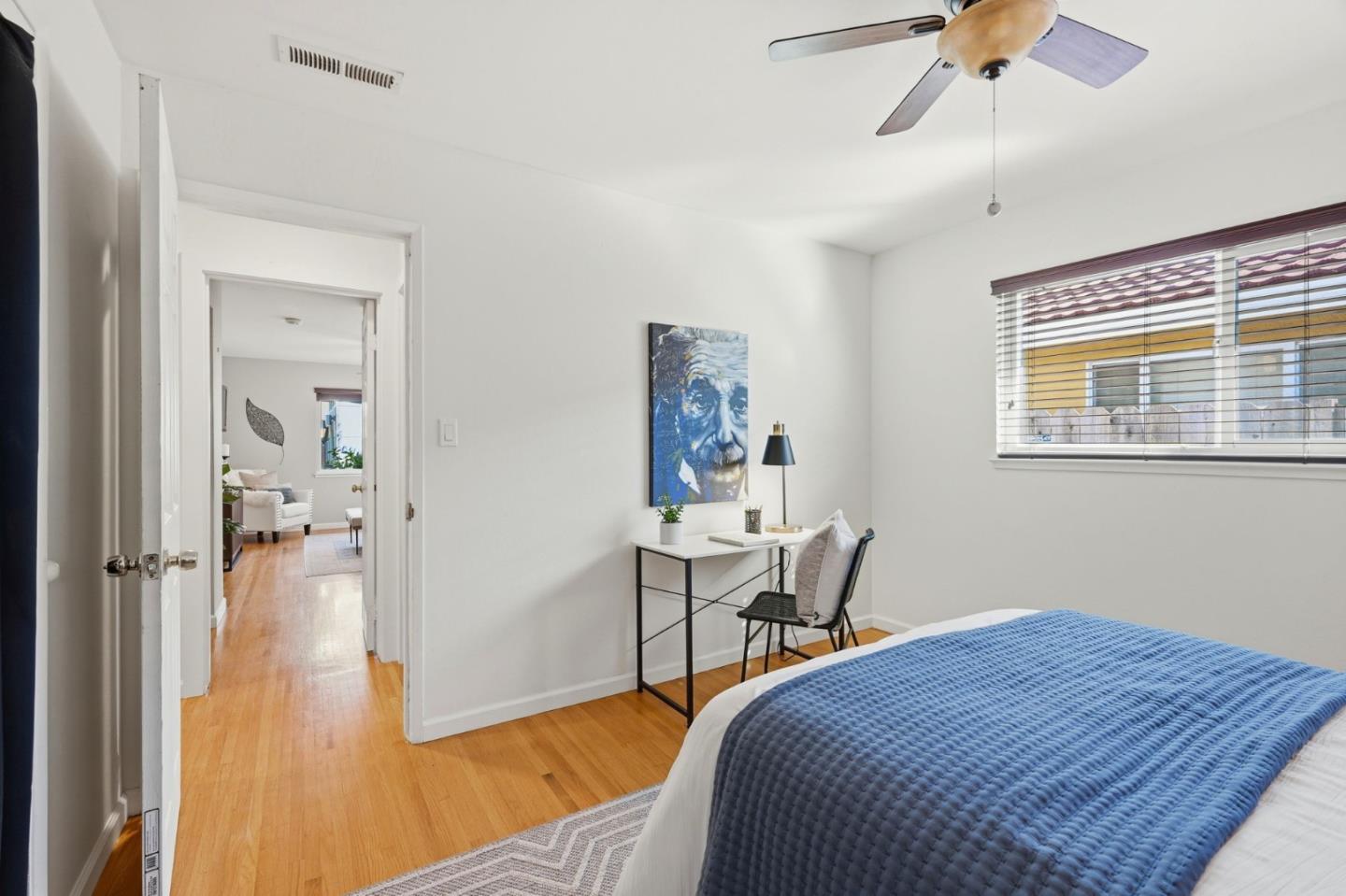 1523 Shaw