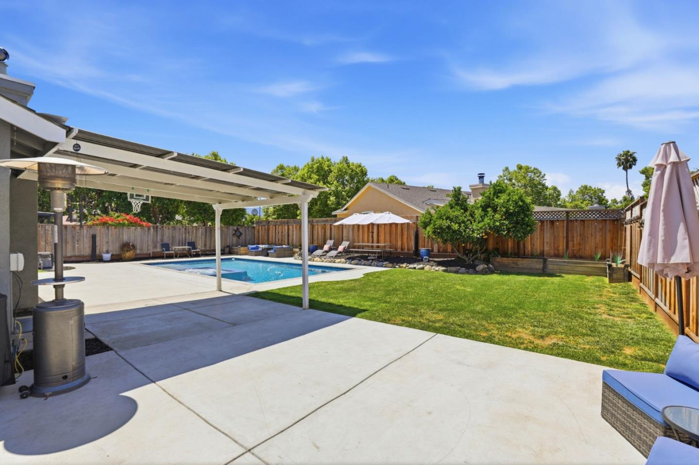 2060 Evelyns Drive