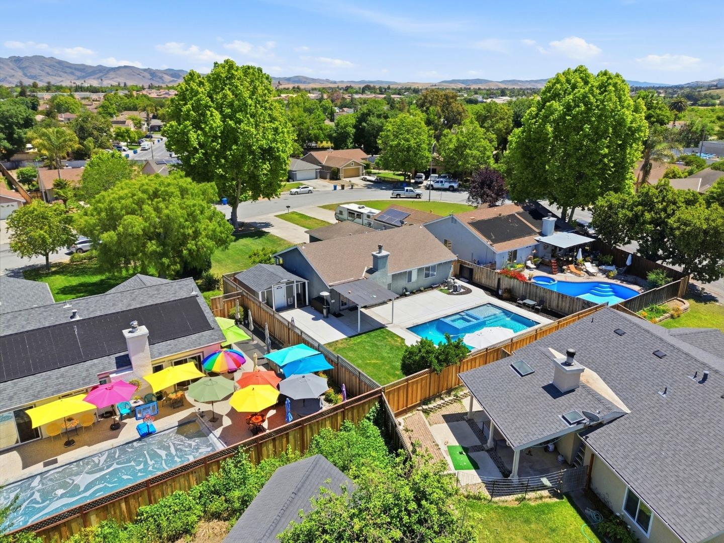 2060 Evelyns Drive