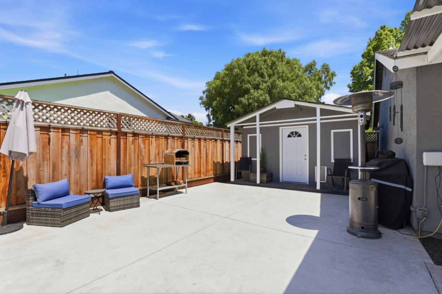 2060 Evelyns Drive
