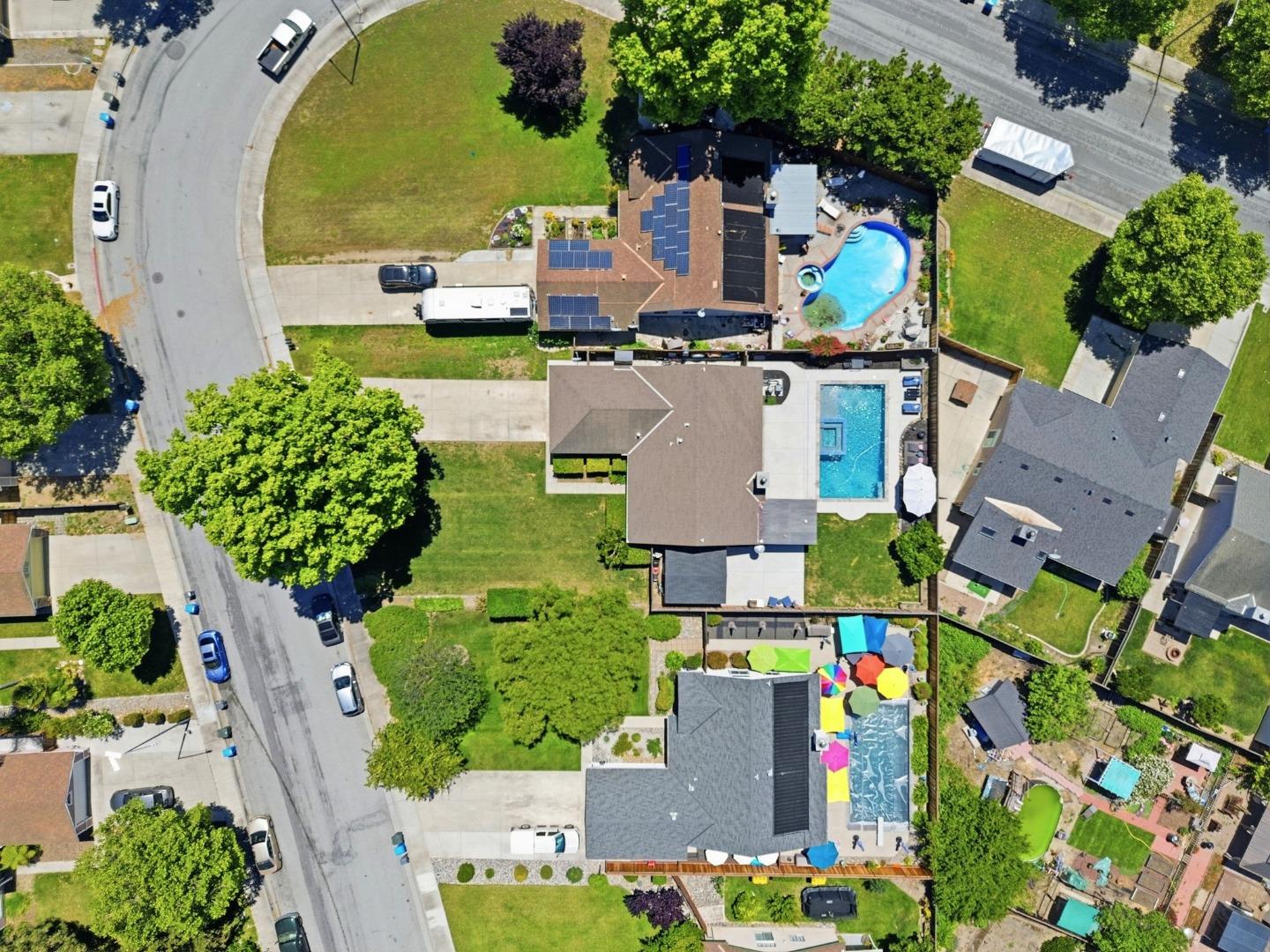 2060 Evelyns Drive