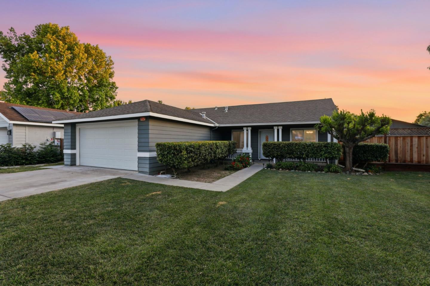 2060 Evelyns Drive