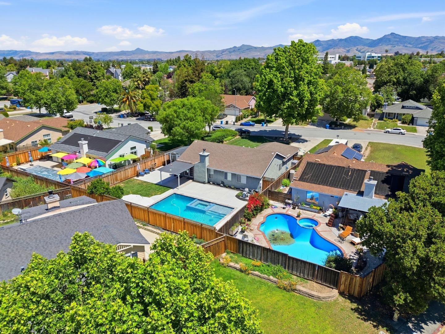 2060 Evelyns Drive