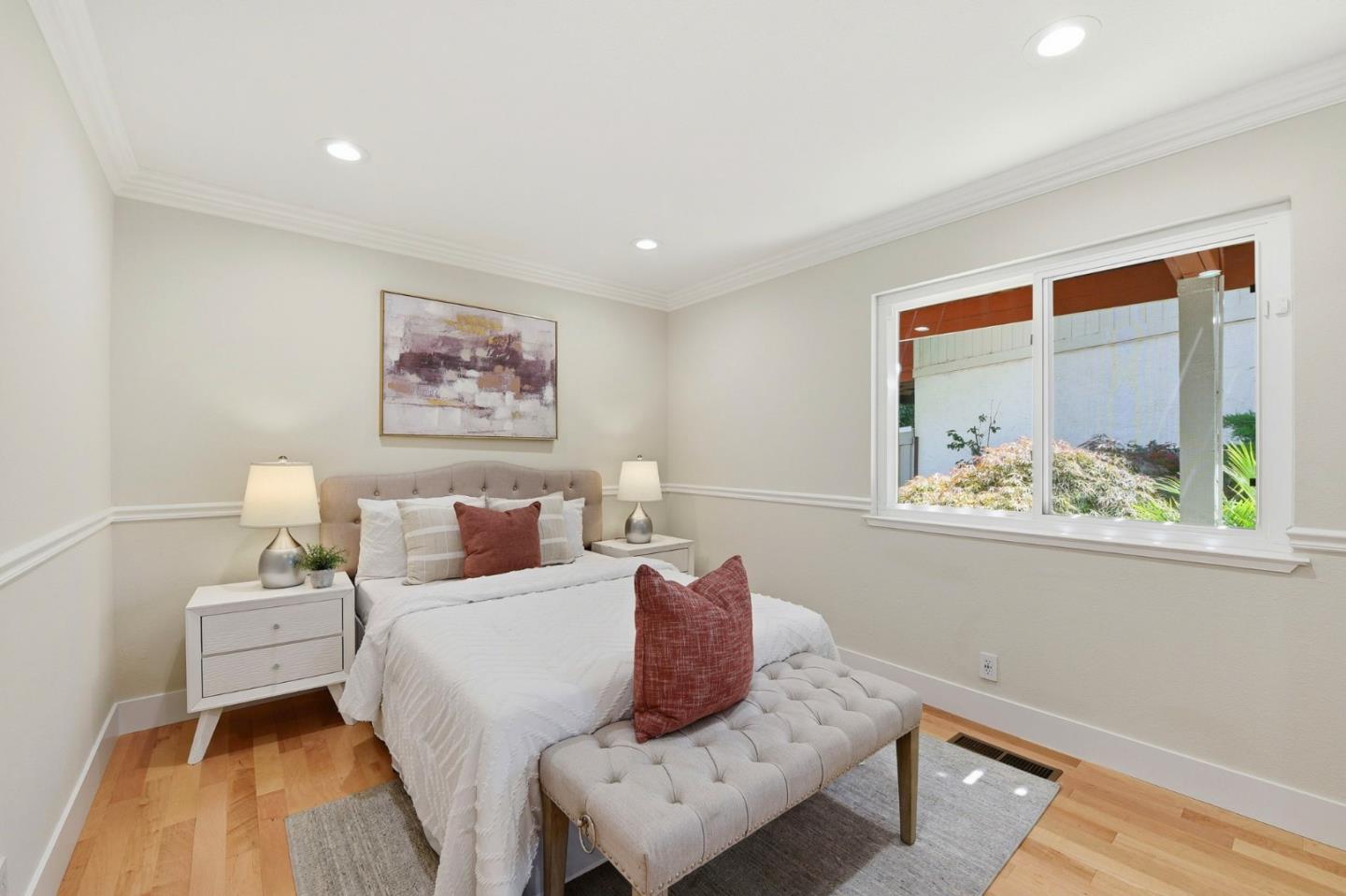 10112 Adelheid Court