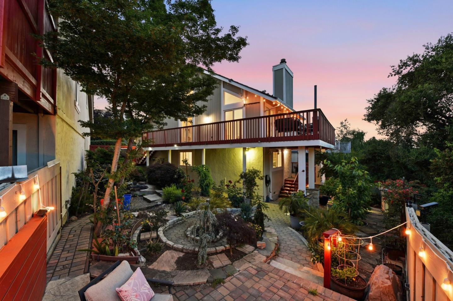 10112 Adelheid Court
