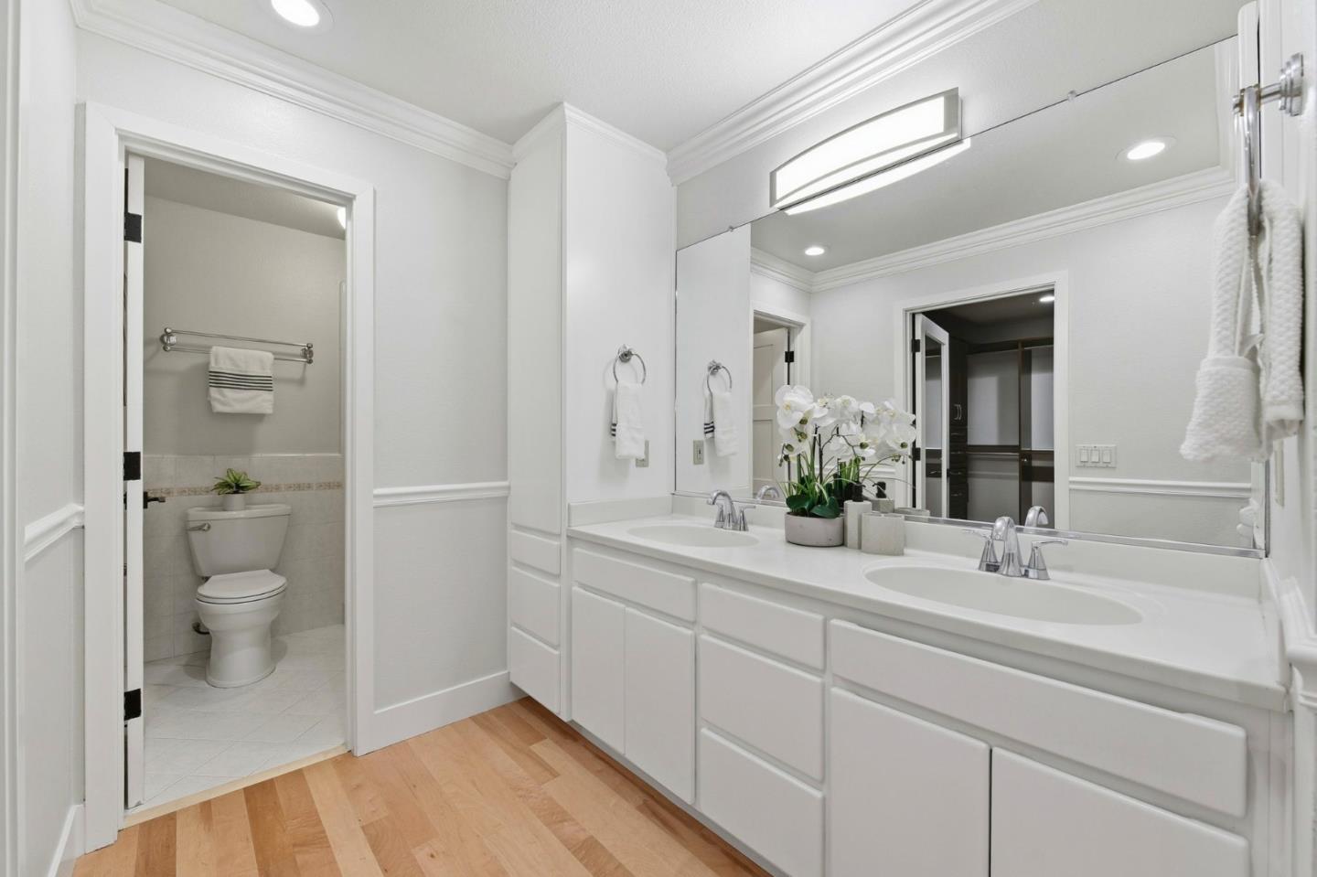 10112 Adelheid Court
