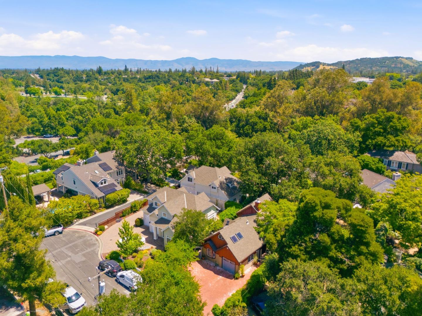98 Forrest Avenue