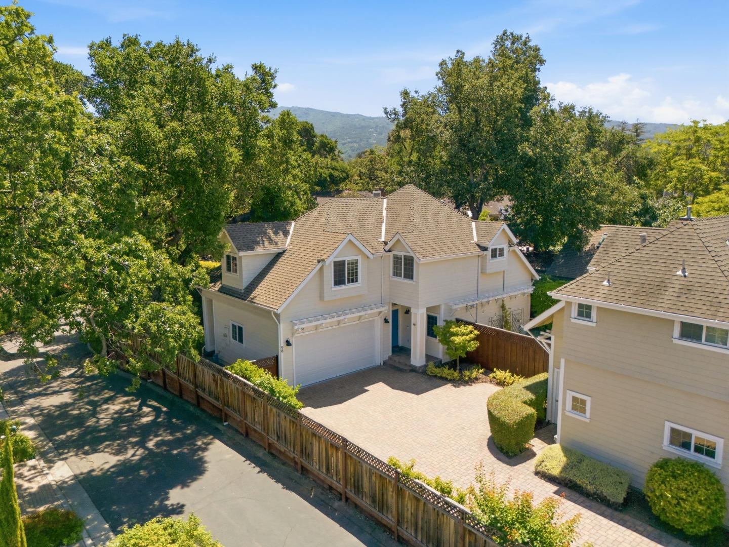 98 Forrest Avenue