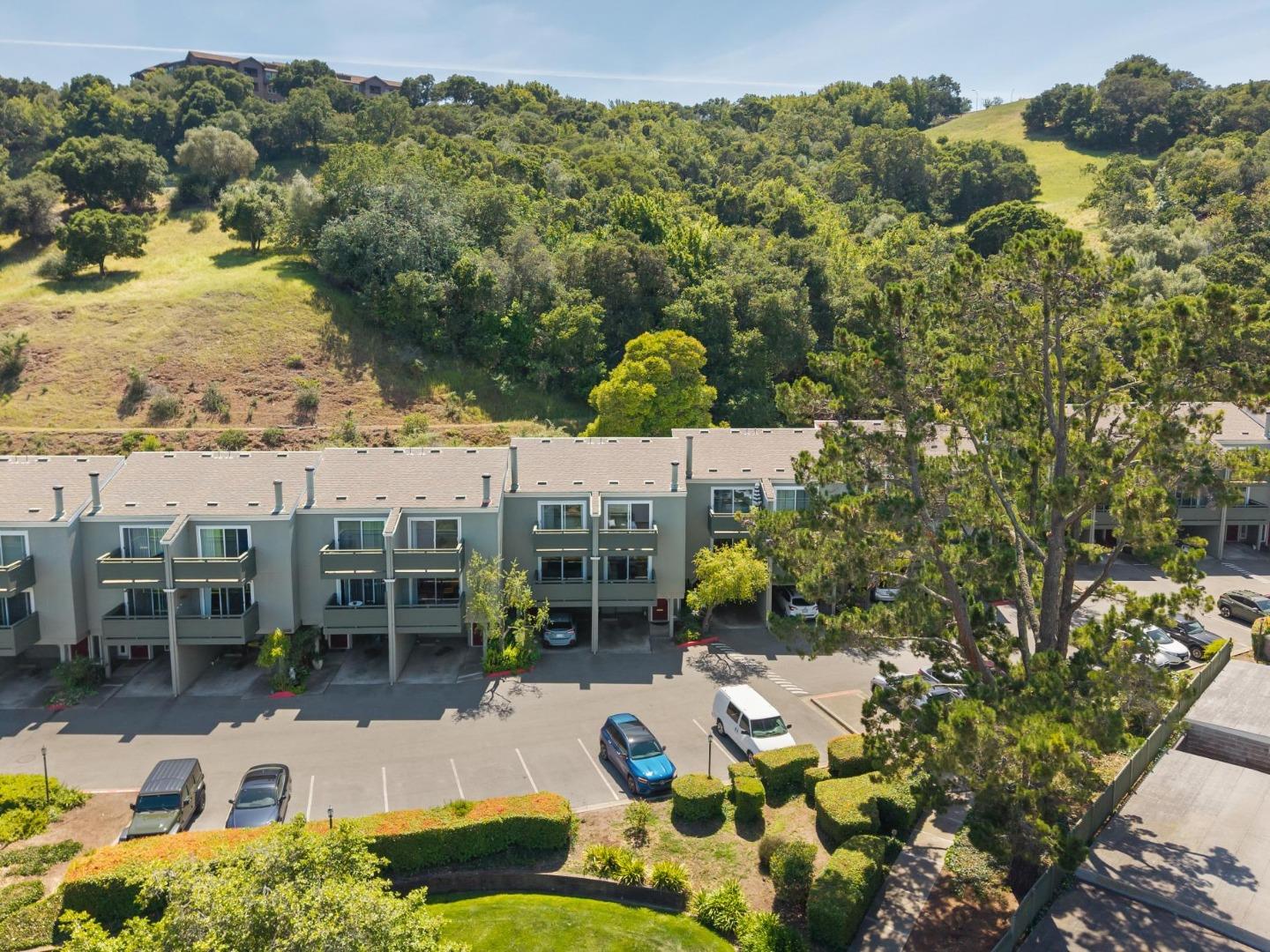 4028 Farm Hill Boulevard 5
